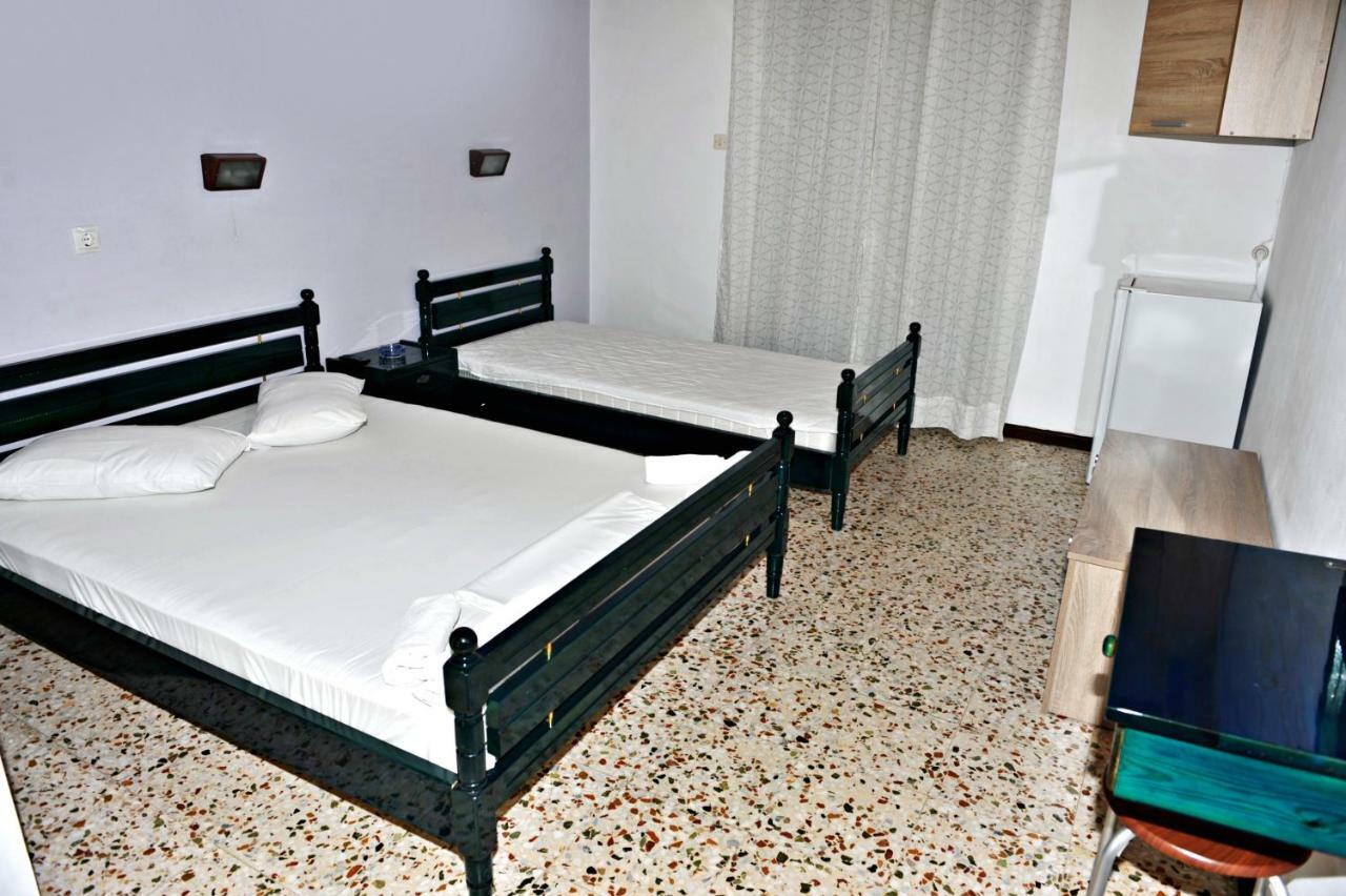 Studios Dimitris Giatras Apartment