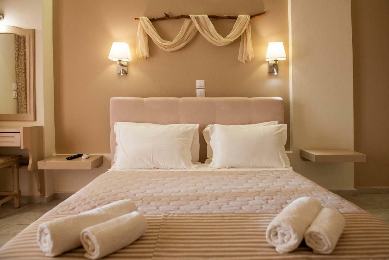 Marina Hotel