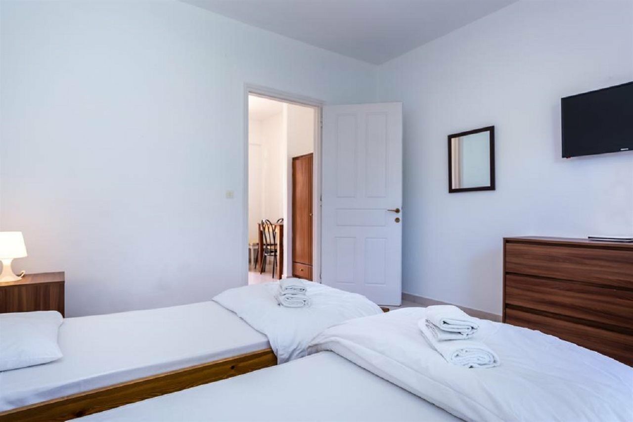 Frida Hotel 2*