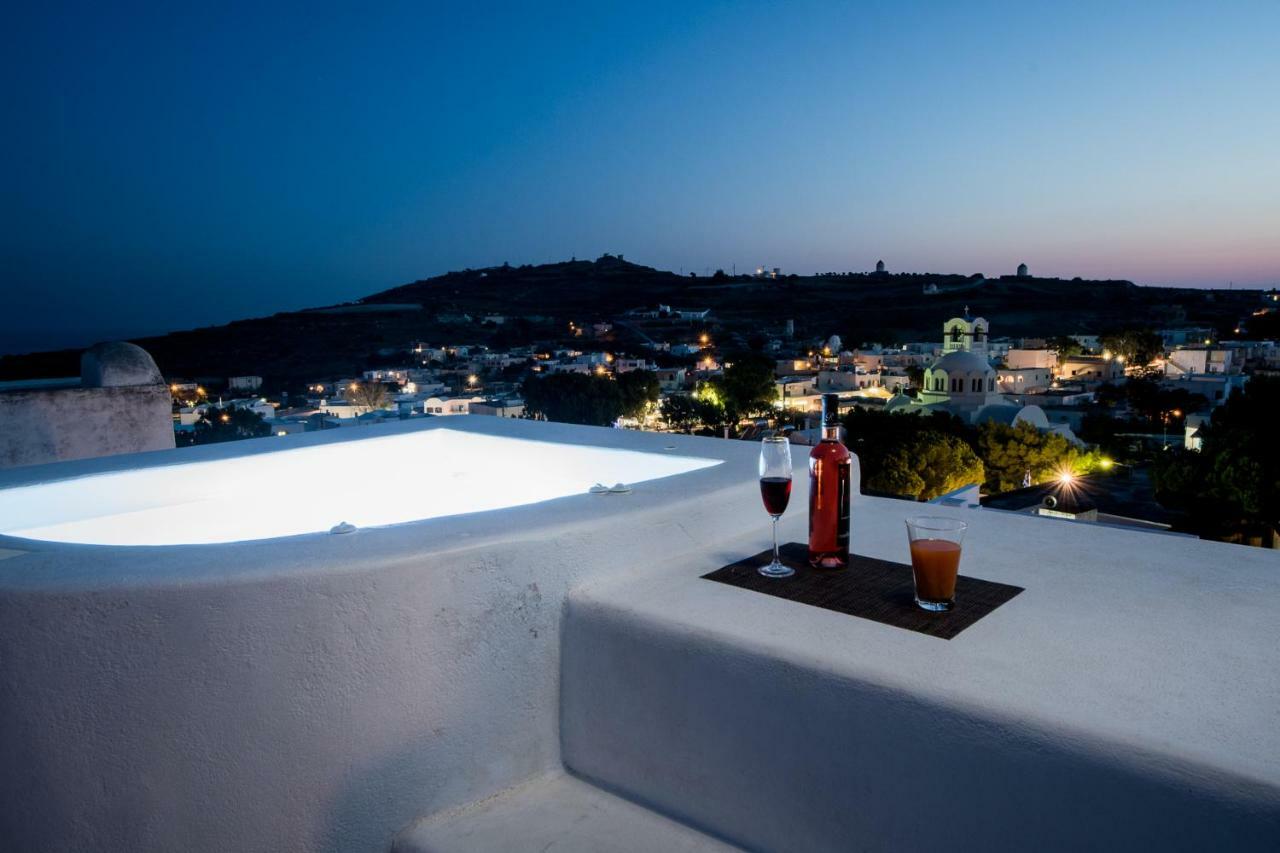 The Luna Villa Emporio (Santorini)