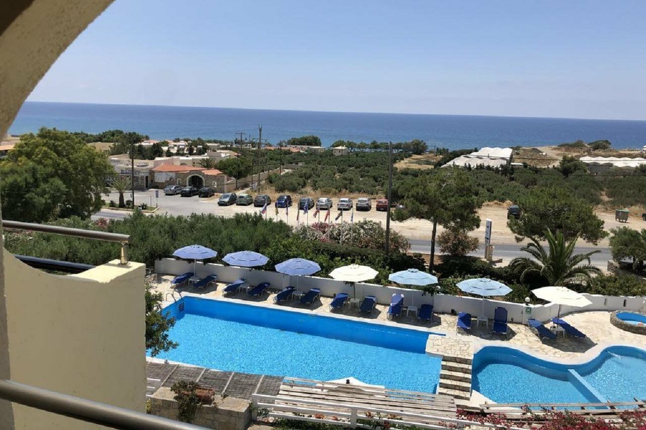 Blue Sky Hotel