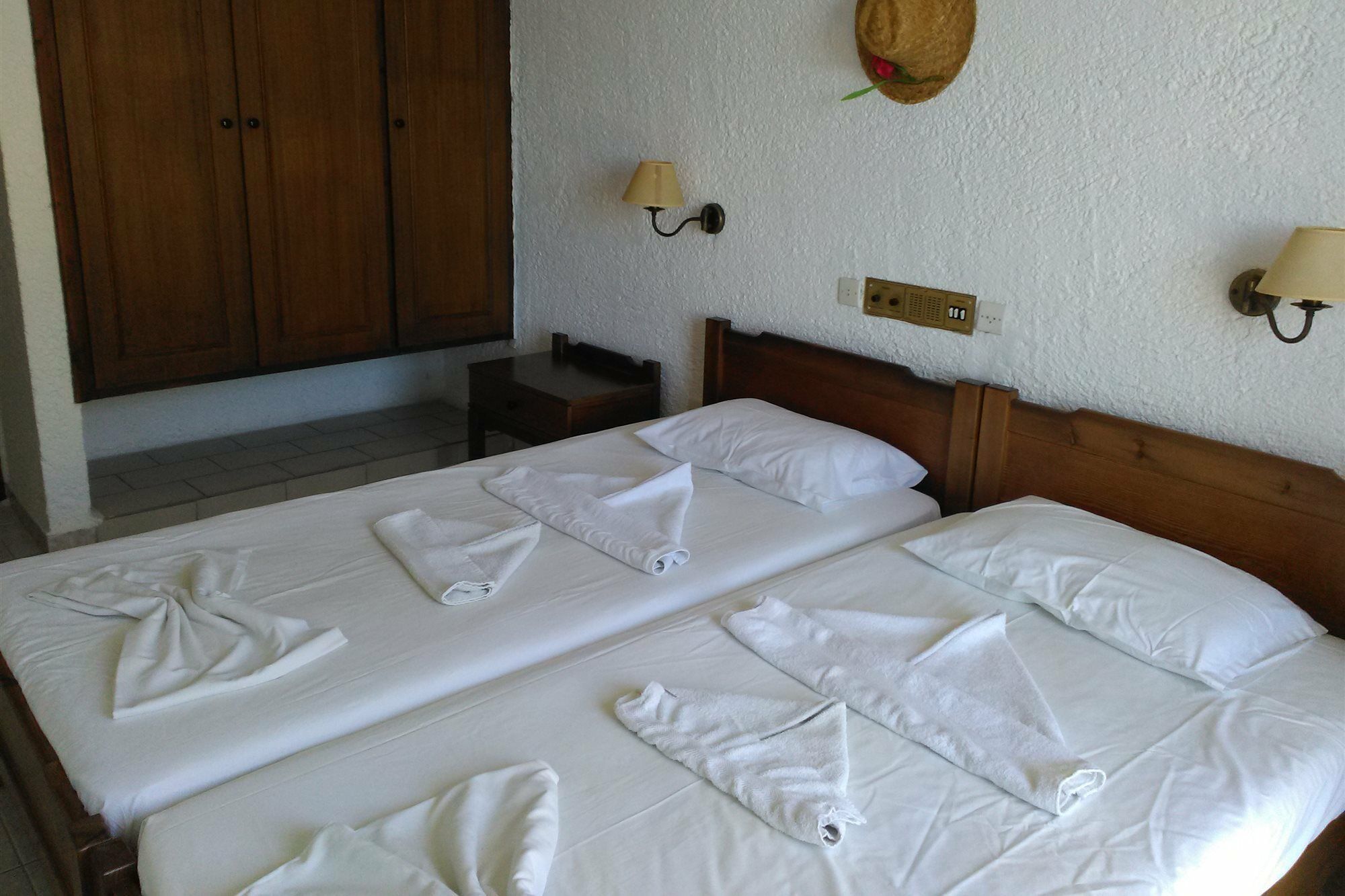 Hotel Sky