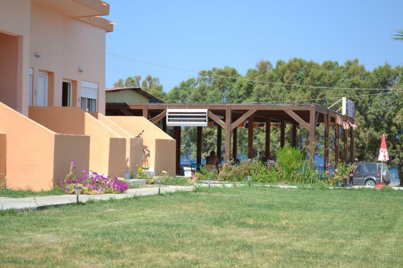 To Akrogiali Bed & Breakfast