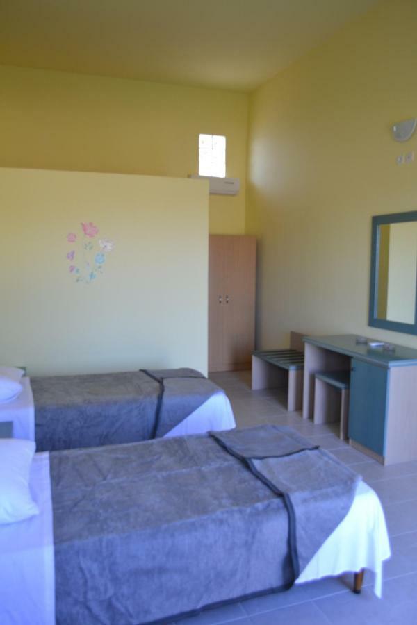 To Akrogiali Bed & Breakfast