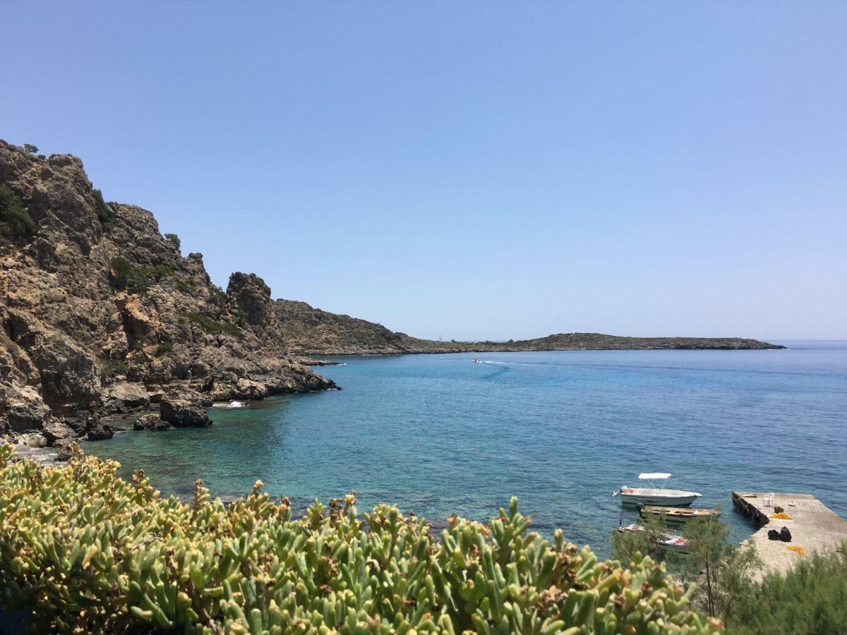 Taverna Akrogiali *