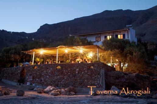 Hotel Taverna Akrogiali Loutro