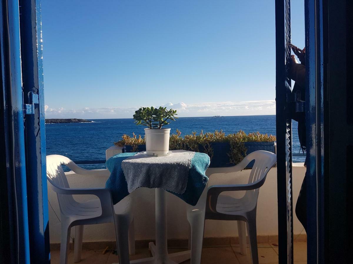 Taverna Akrogiali Loutro