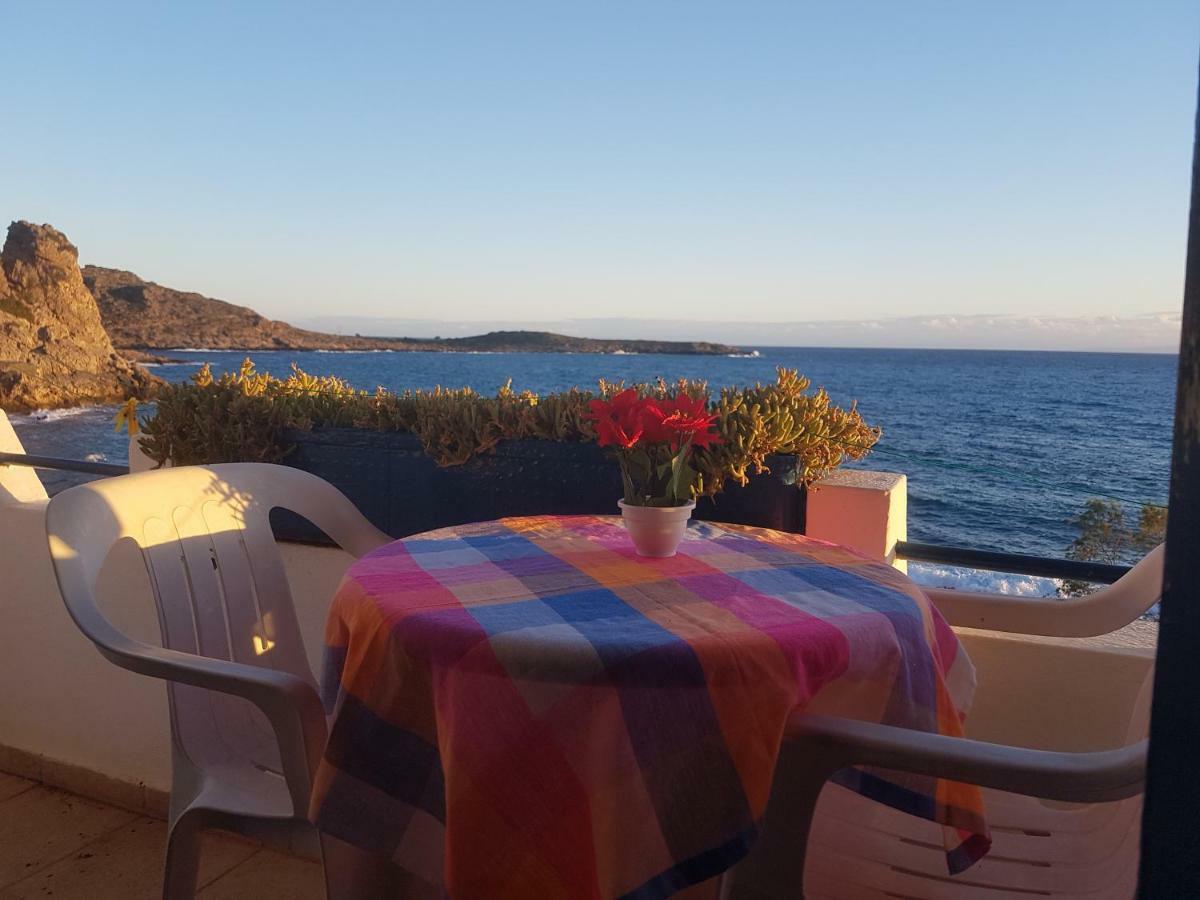 Taverna Akrogiali Hotel Loutro