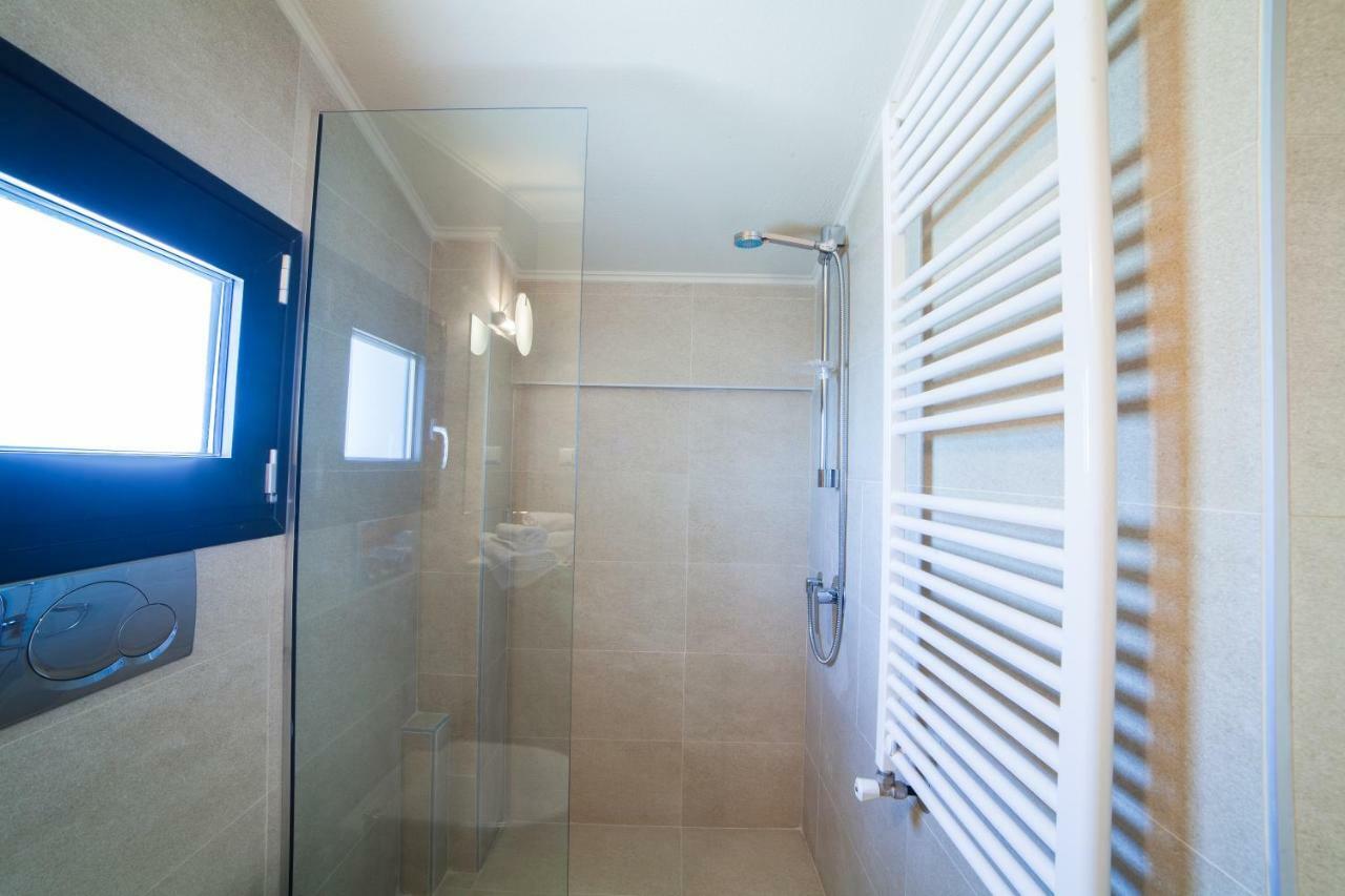 Olivia Estate With Private Swimming Pool Villa *