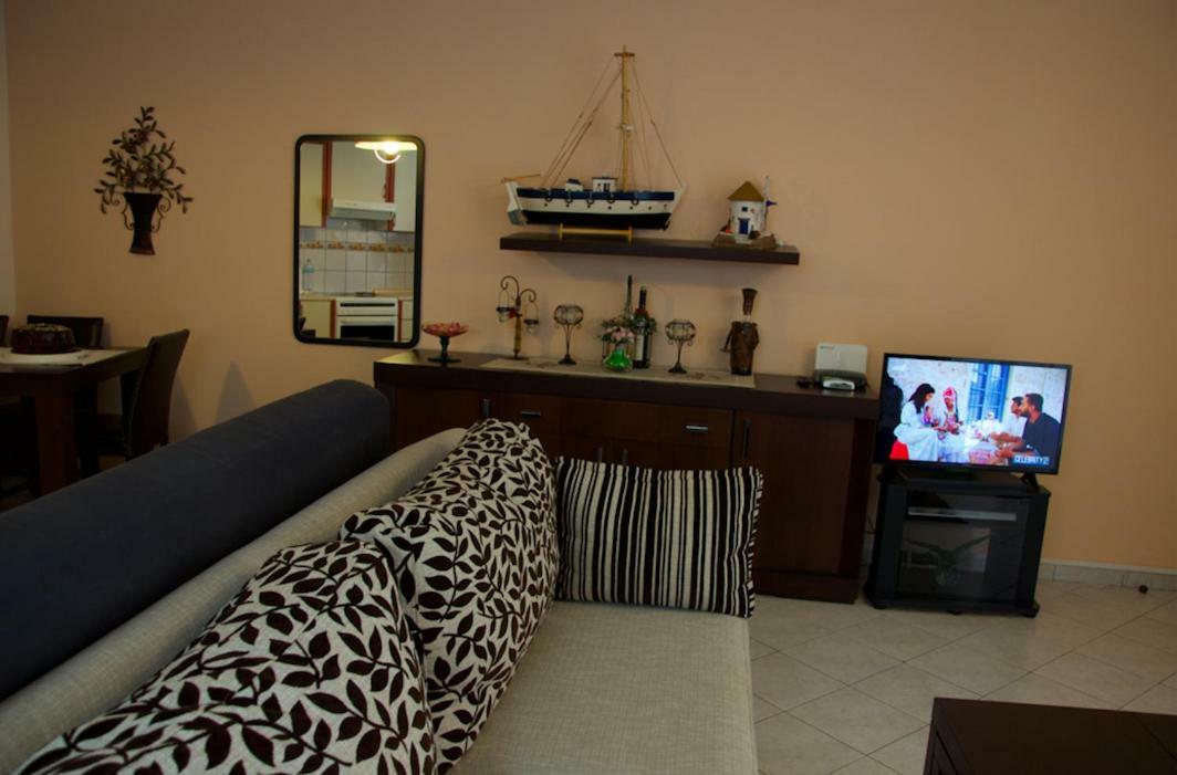 Center Apartment Hanioti