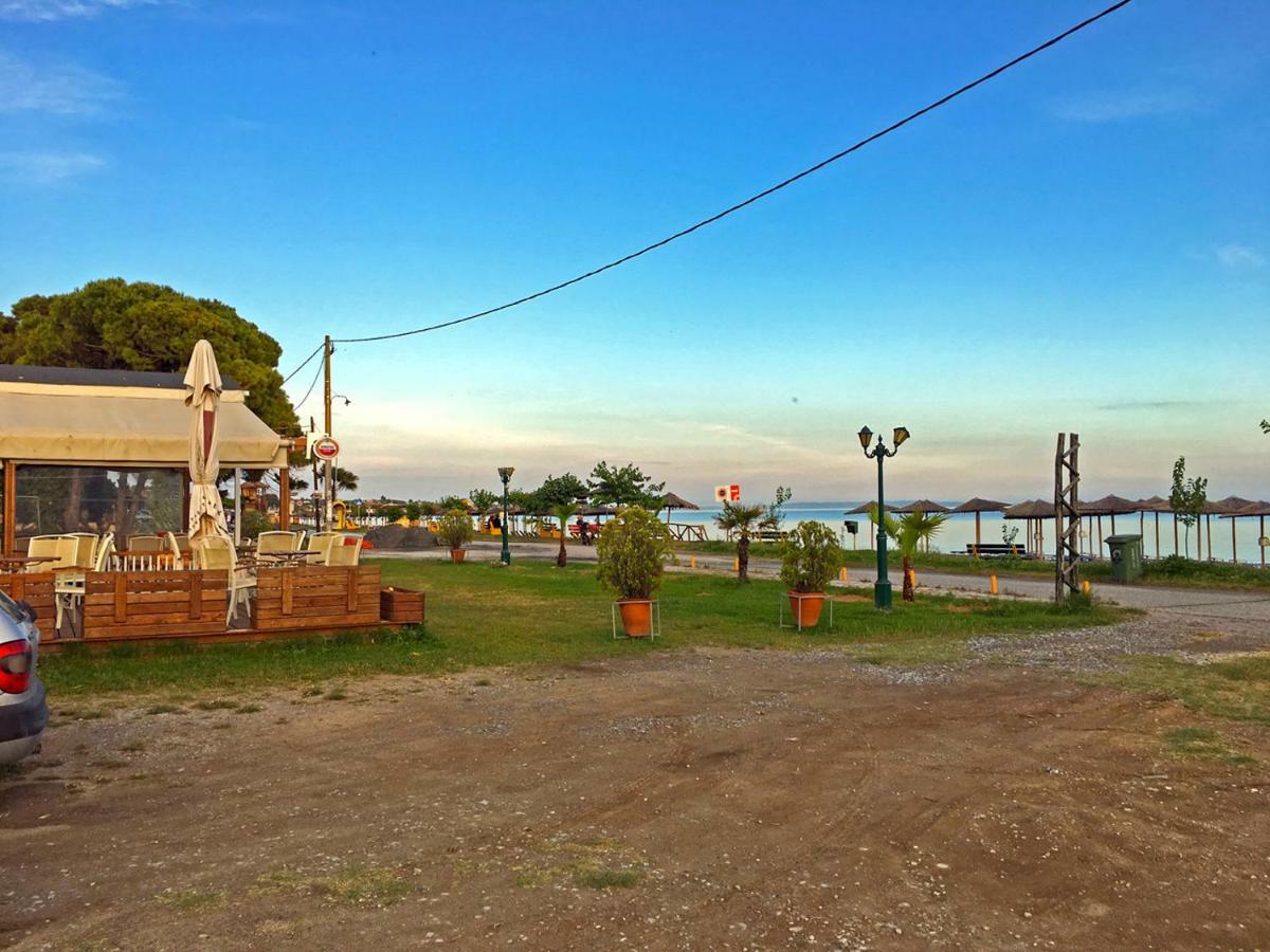 Fofo - Beautiful Sea Front With 650m2 Garden * Nea Kallikrateia