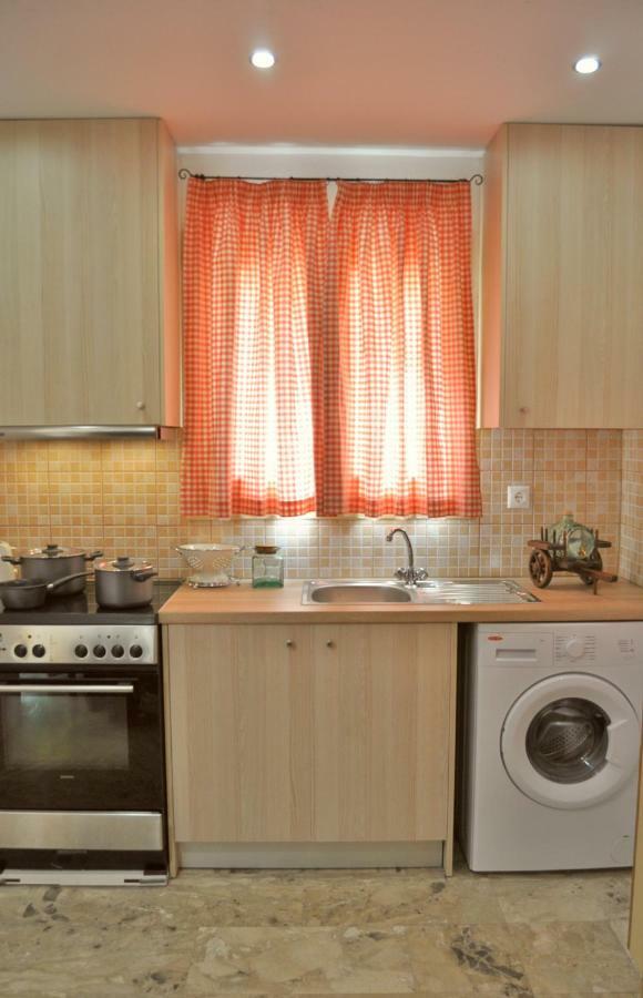 Sea View Apartment *