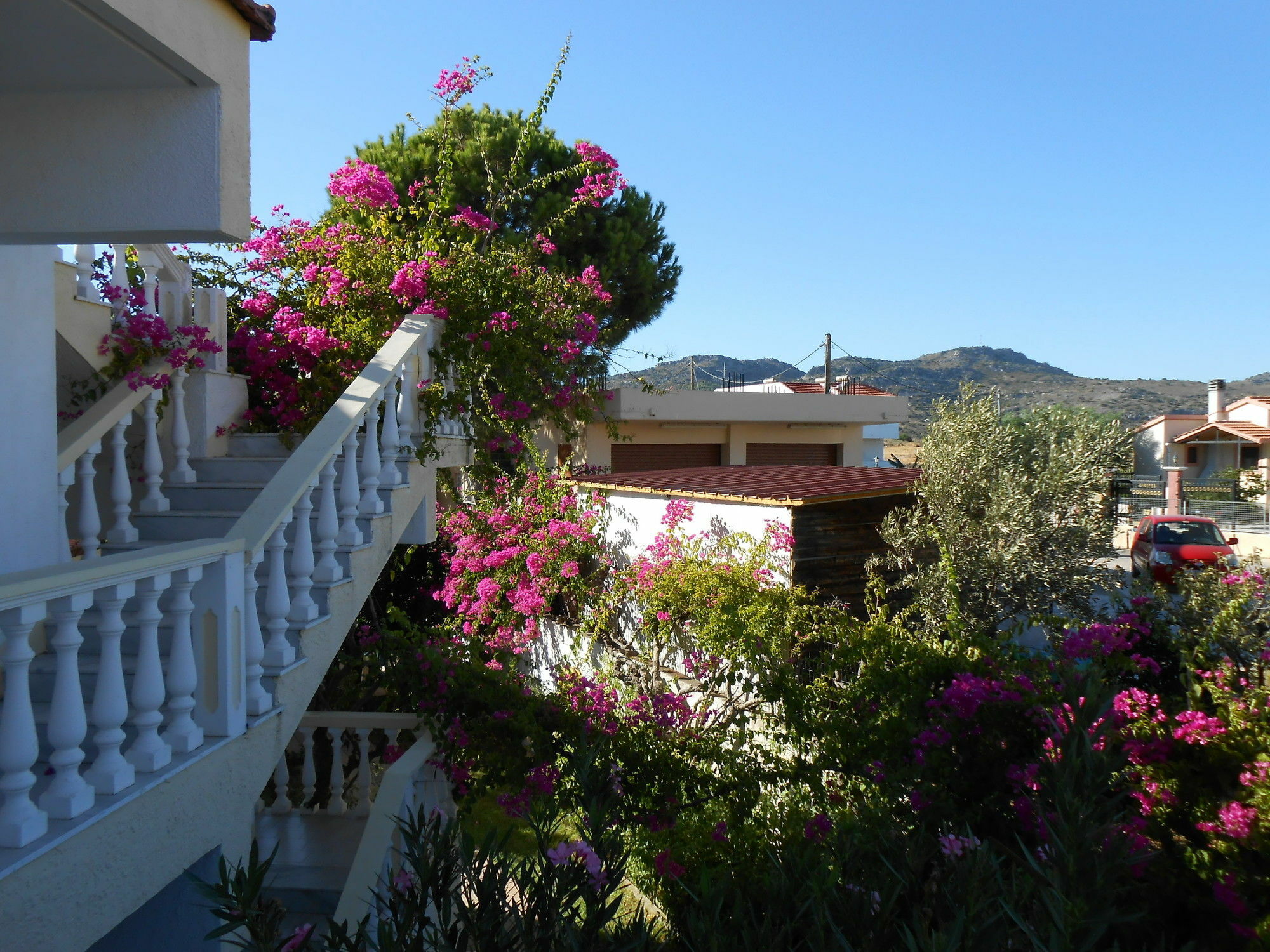Helgas Paradise Hotel Afantou