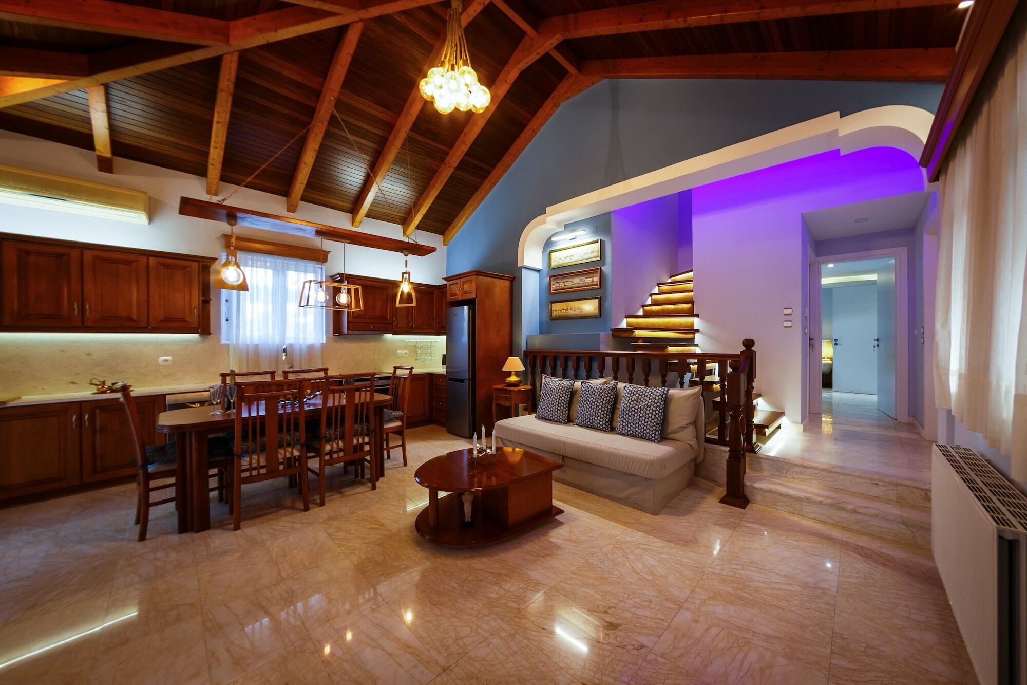 Castelletto Heated Pool Jacuzzi Villa *