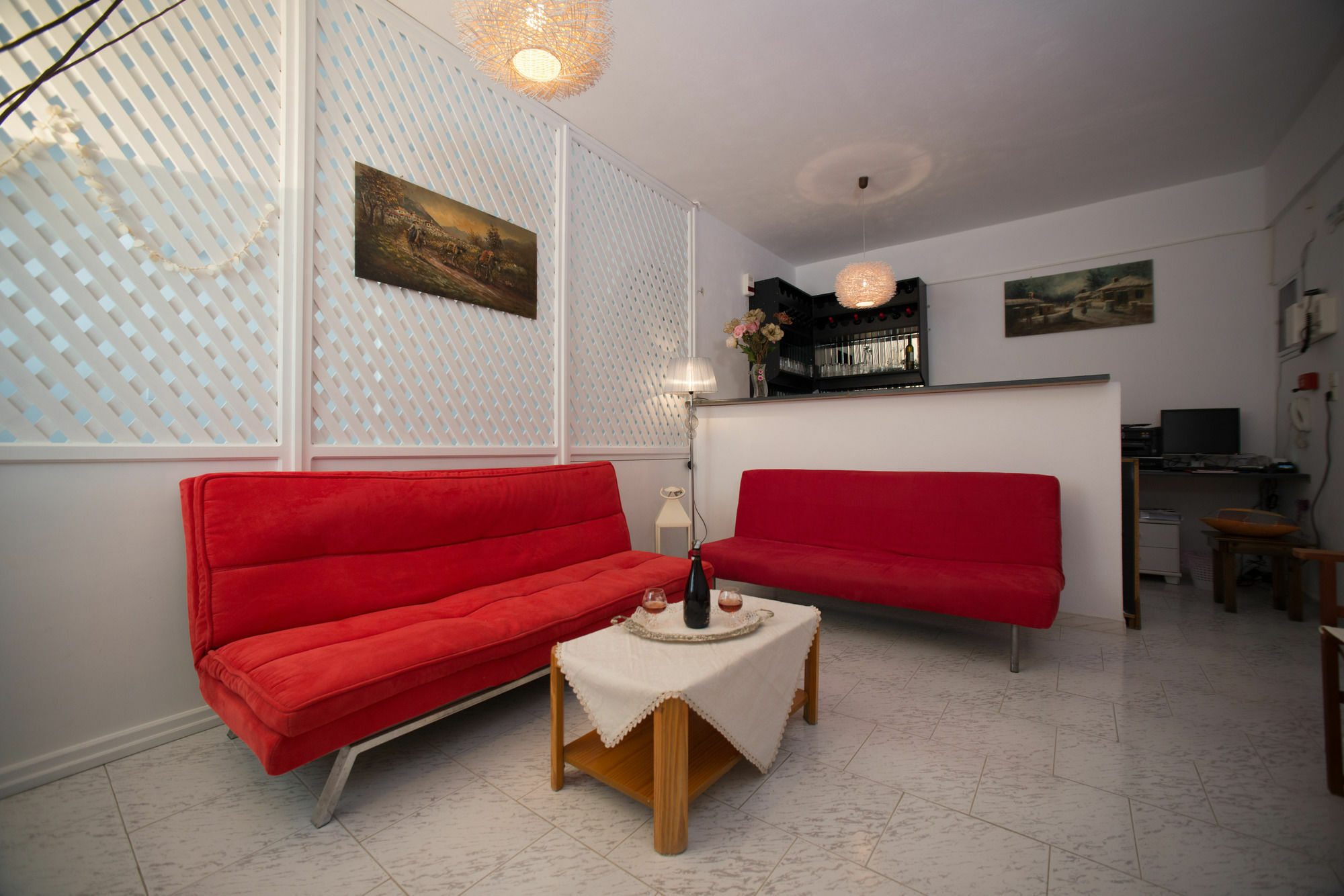Bella Sant Aparthotel Perissa (Santorini)