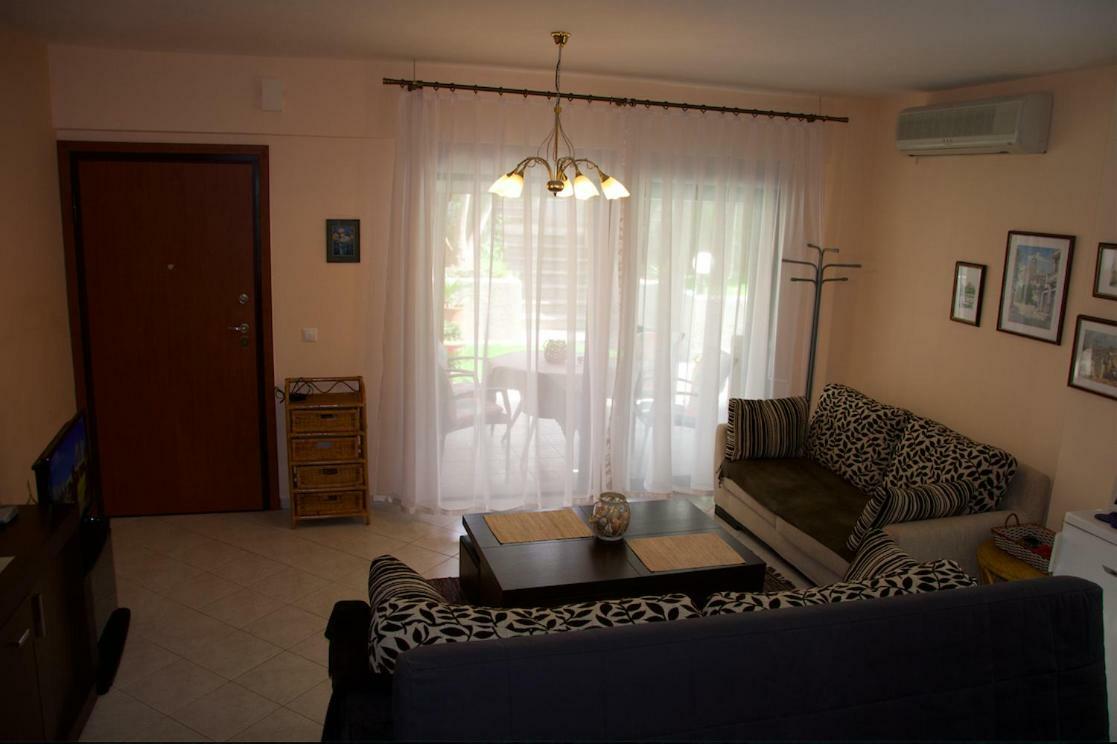 Center Apartment *
