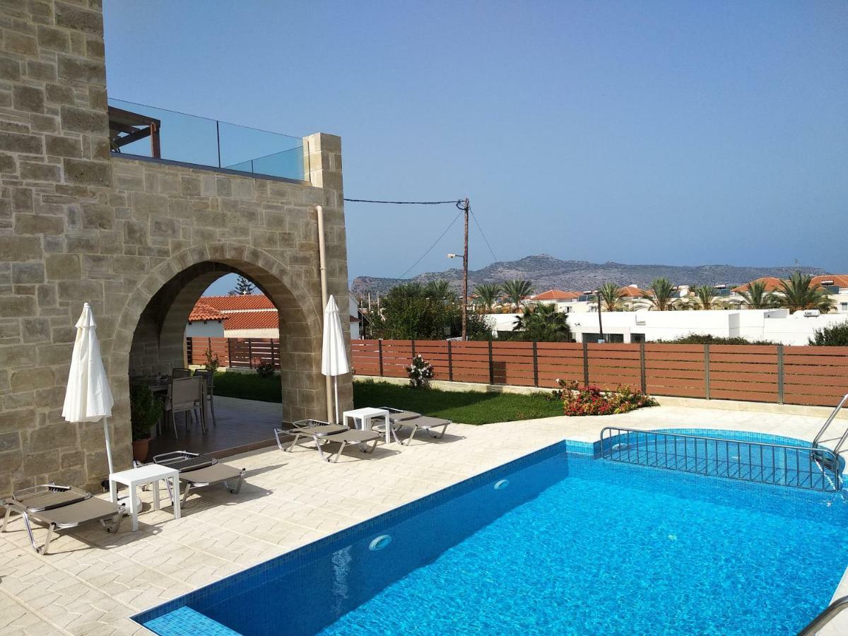 Katerina Villa Agia Marina (Crete)