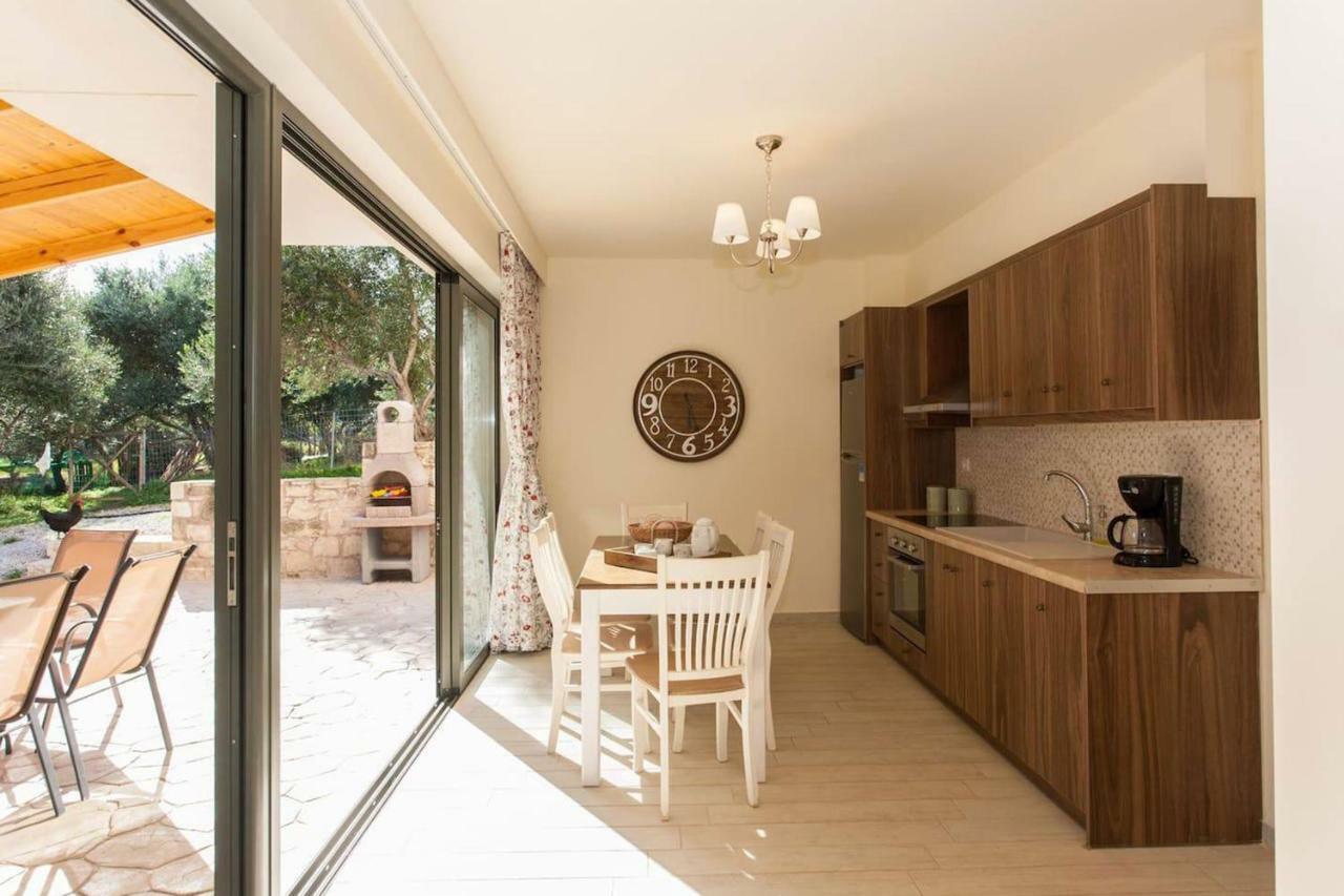 Olive Tree Farm 200m From The * Episkopi (Rethymno)