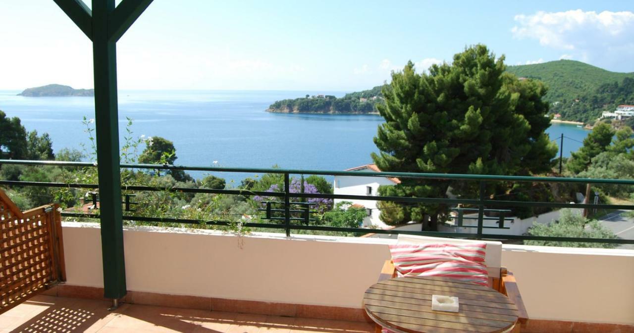 Helen's 11 Boutique Achladies (Skiathos)