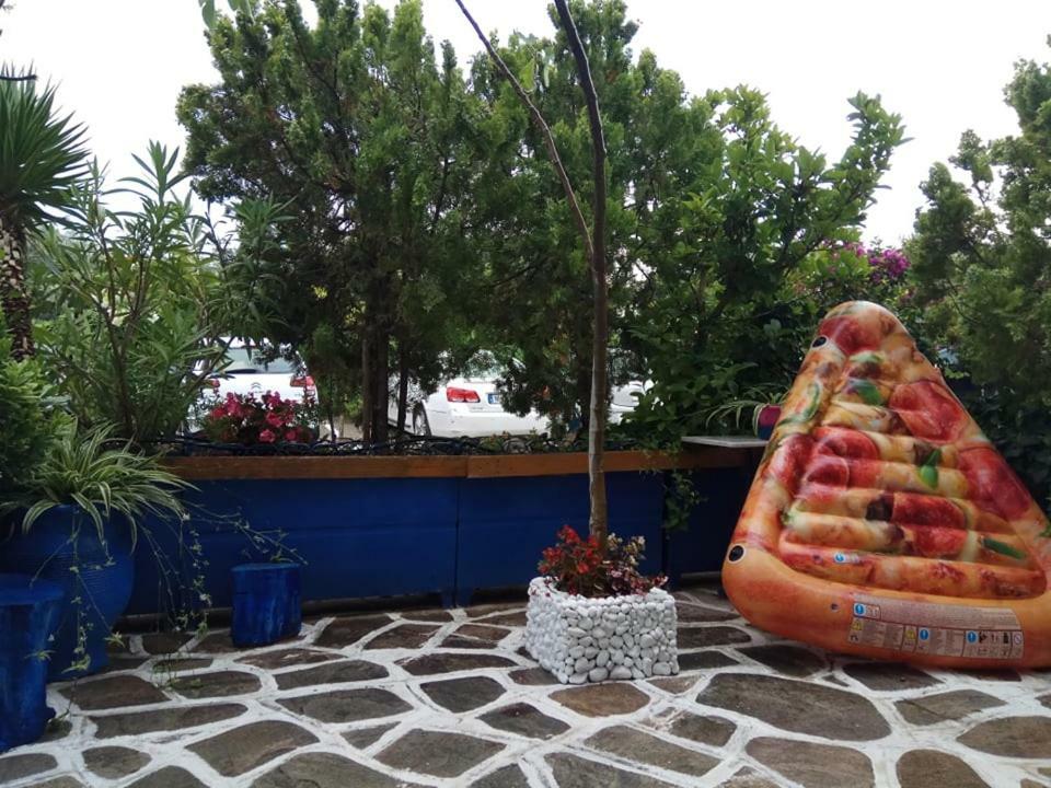 Right Across The Sea Holiday home *