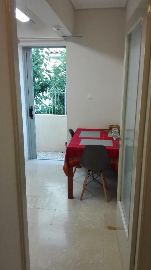 Glyfada Cozy * Athens