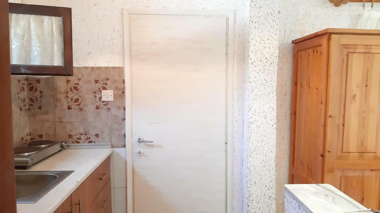 House Anna Houhlia Apartment