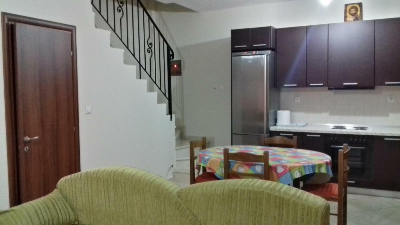Autonomous Maisonette Holiday home *