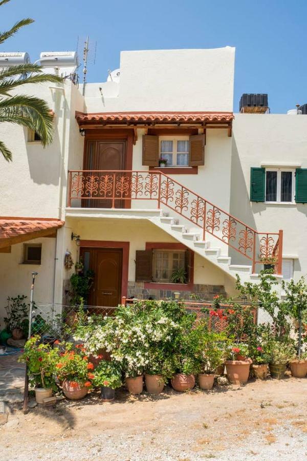 Apartment Thea *