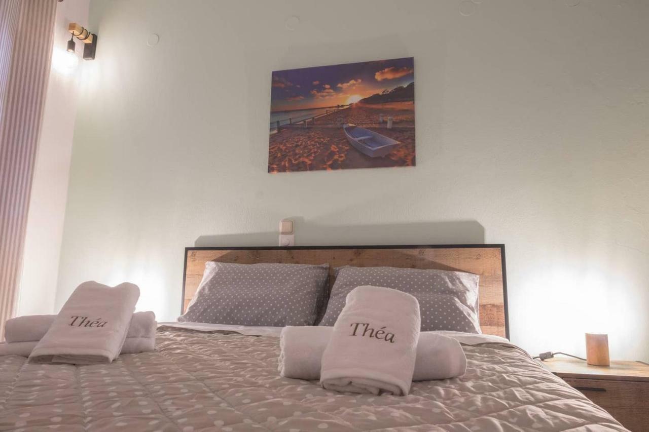 Apartment Thea *