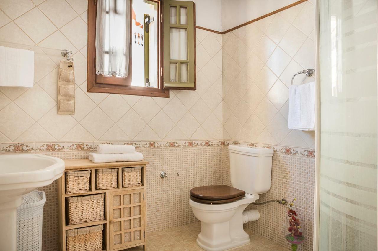 Villa Kefalonia - Charming 3 Bedroom Gardenia *