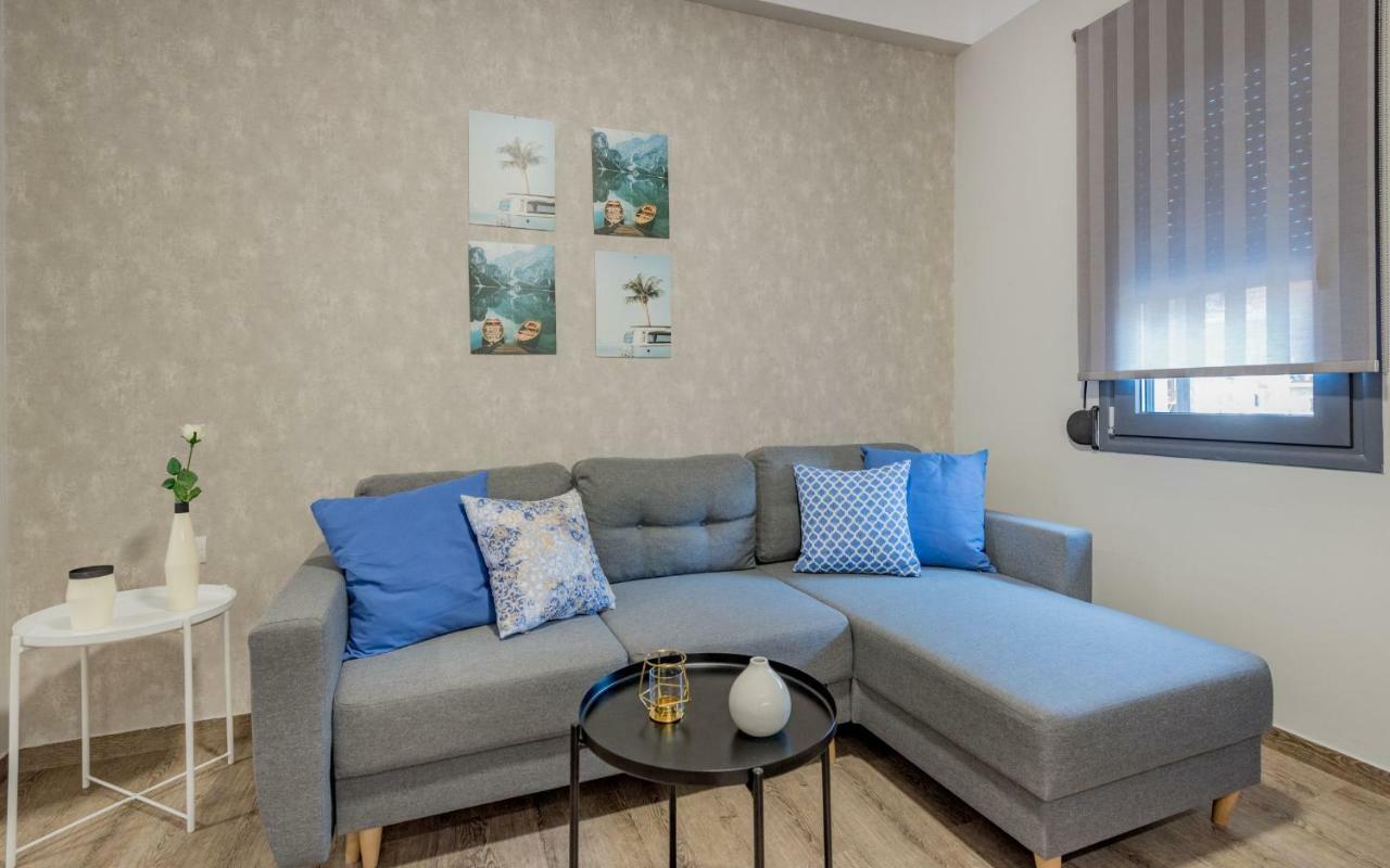 Stylish & Bright In The Centre Apartment