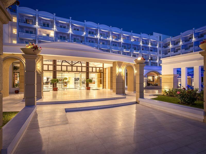 Mitsis Grand Resort