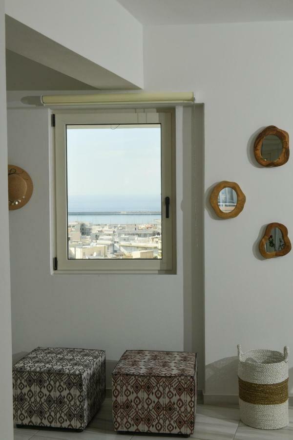 Apartment View *