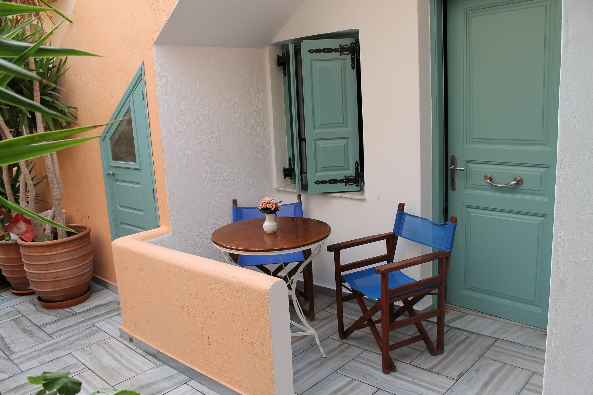 Sea Side Hotel 3*