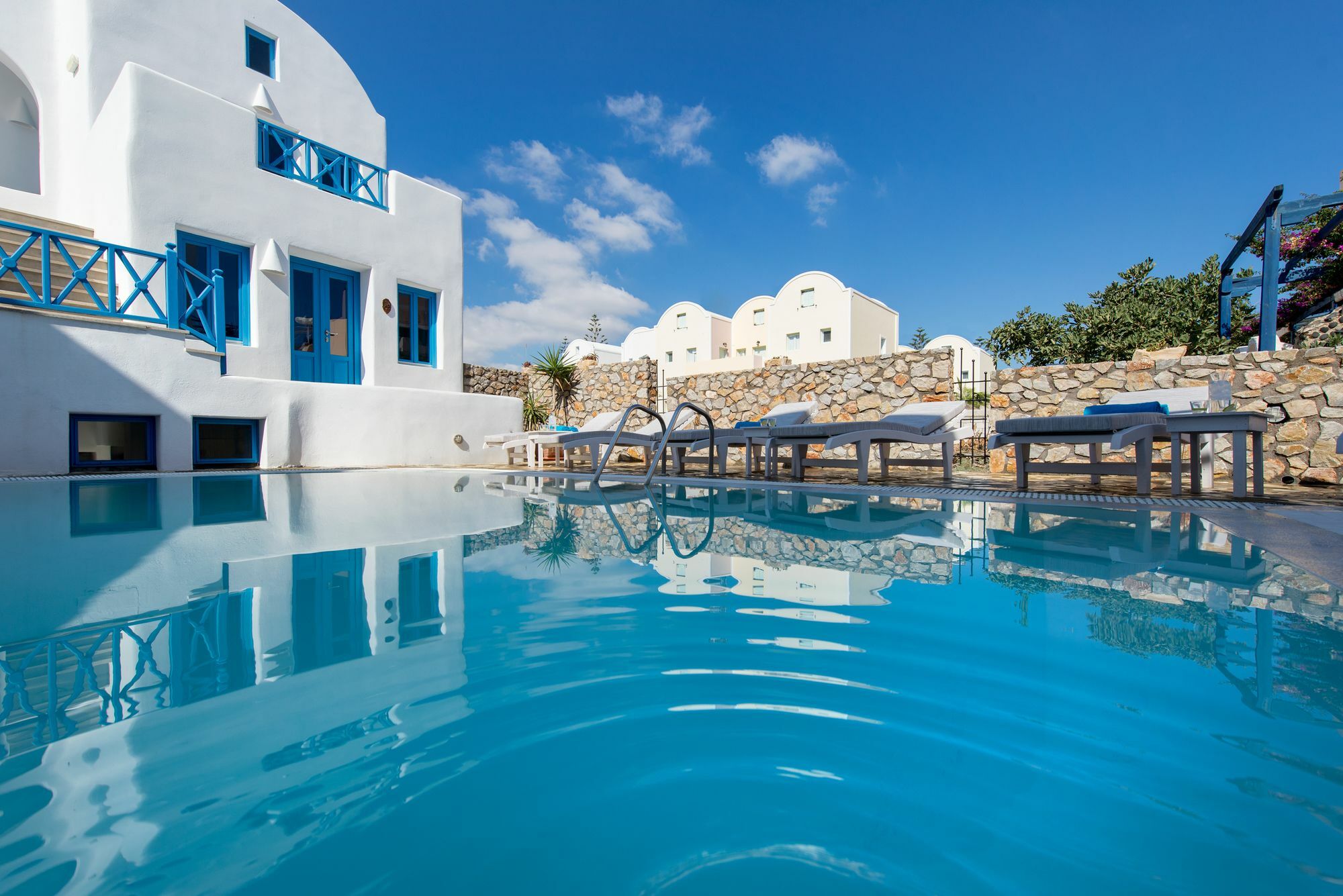 Sea Side Hotel