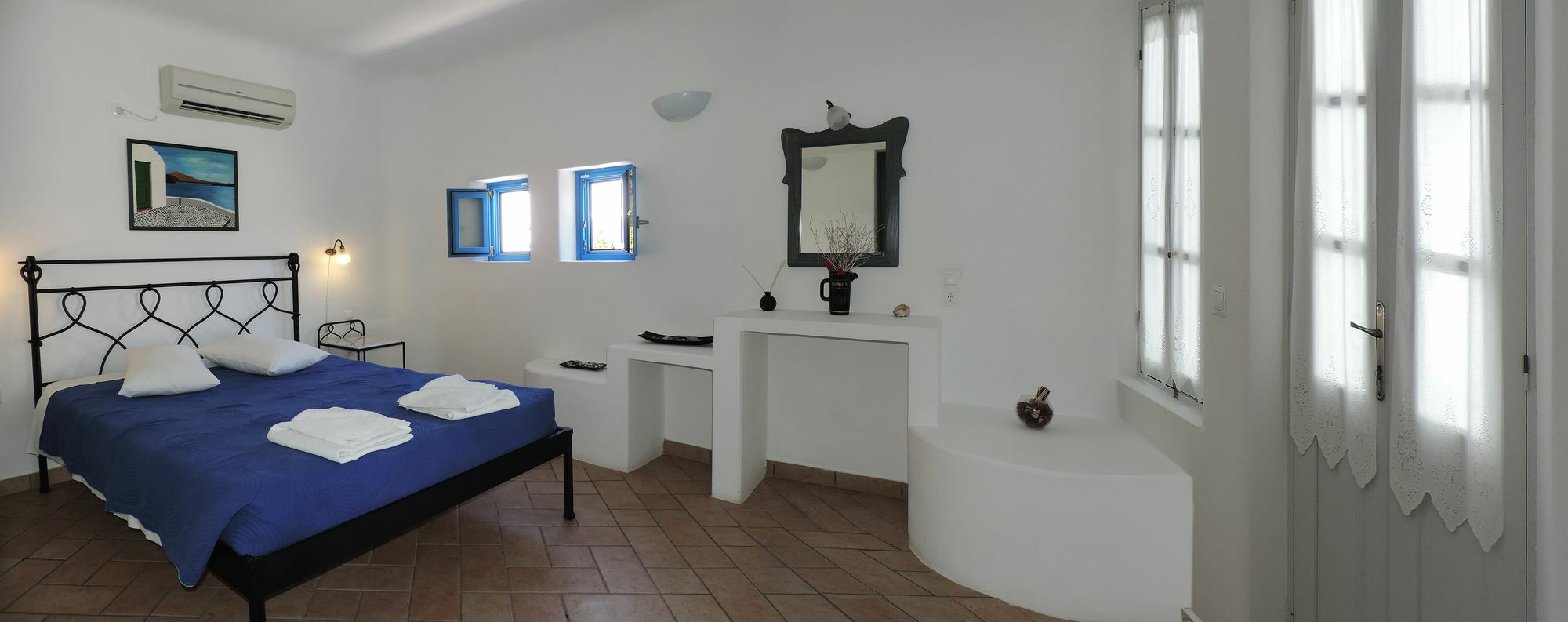 Sea Side Kamari (Santorini)