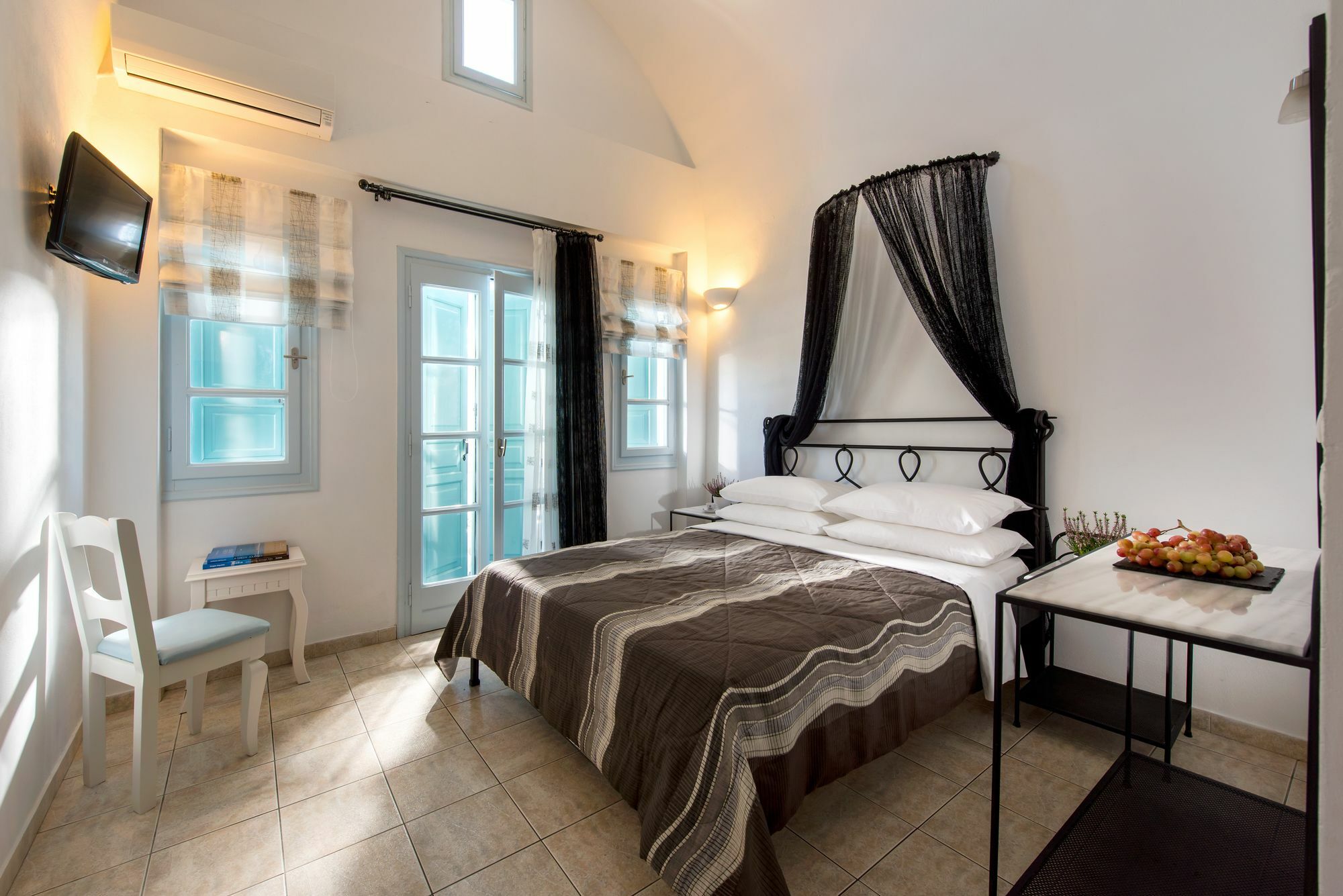 Sea Side Hotel 3*