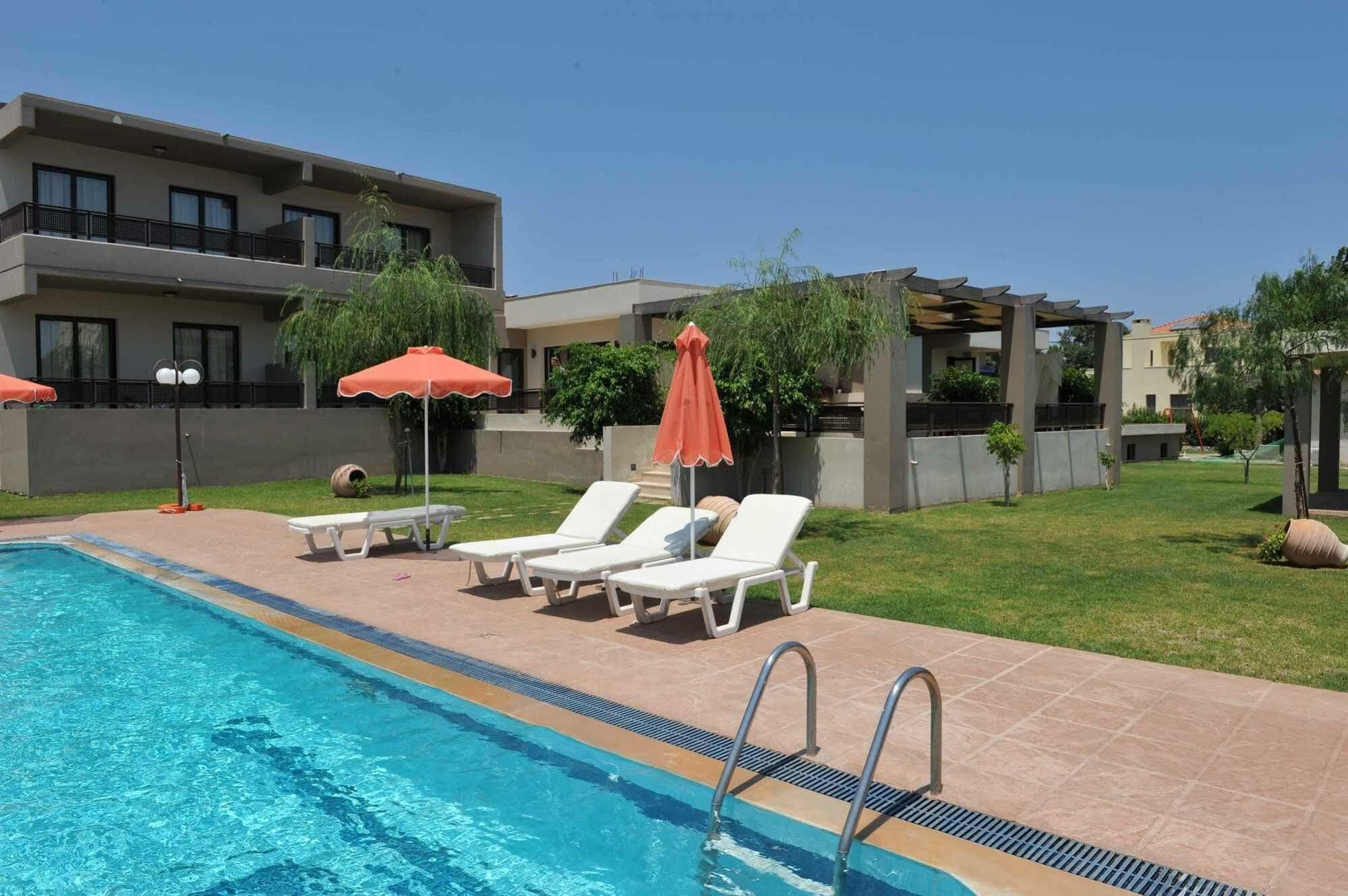 Hotel Santa Helena 3*