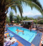 Aparthotel Primavera & 3*