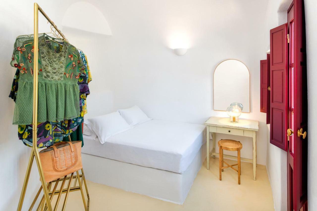 Villa Oikia Cave House *
