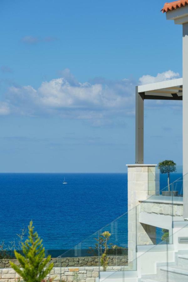 Villa Velvet Breeze Superior