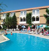 Kassandra Aparthotel