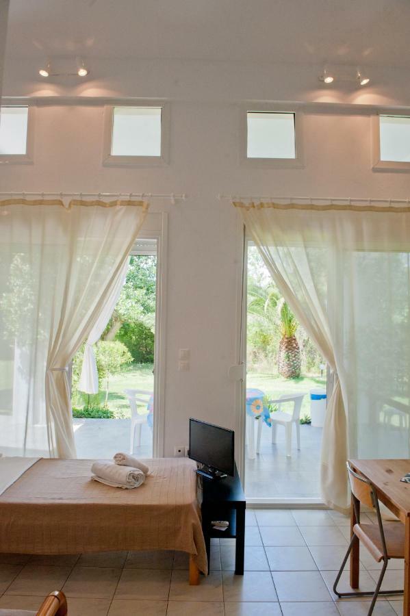 Aparthotel Elena 3*