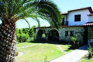 Peristerides Hotel Polychrono