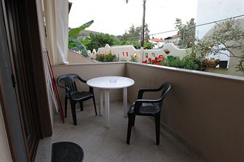 Hotel Meliton & By The Neos Marmaras