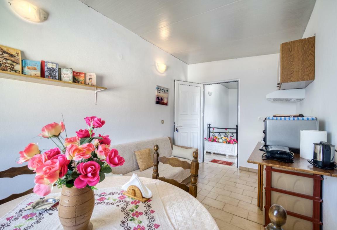 Lefteri's Agia Galini (Crete)