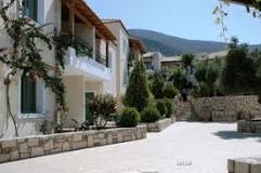 Sylvia Crete Koutouloufari (Crete)