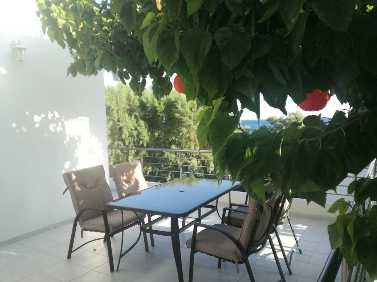 Seafront Apartment *
