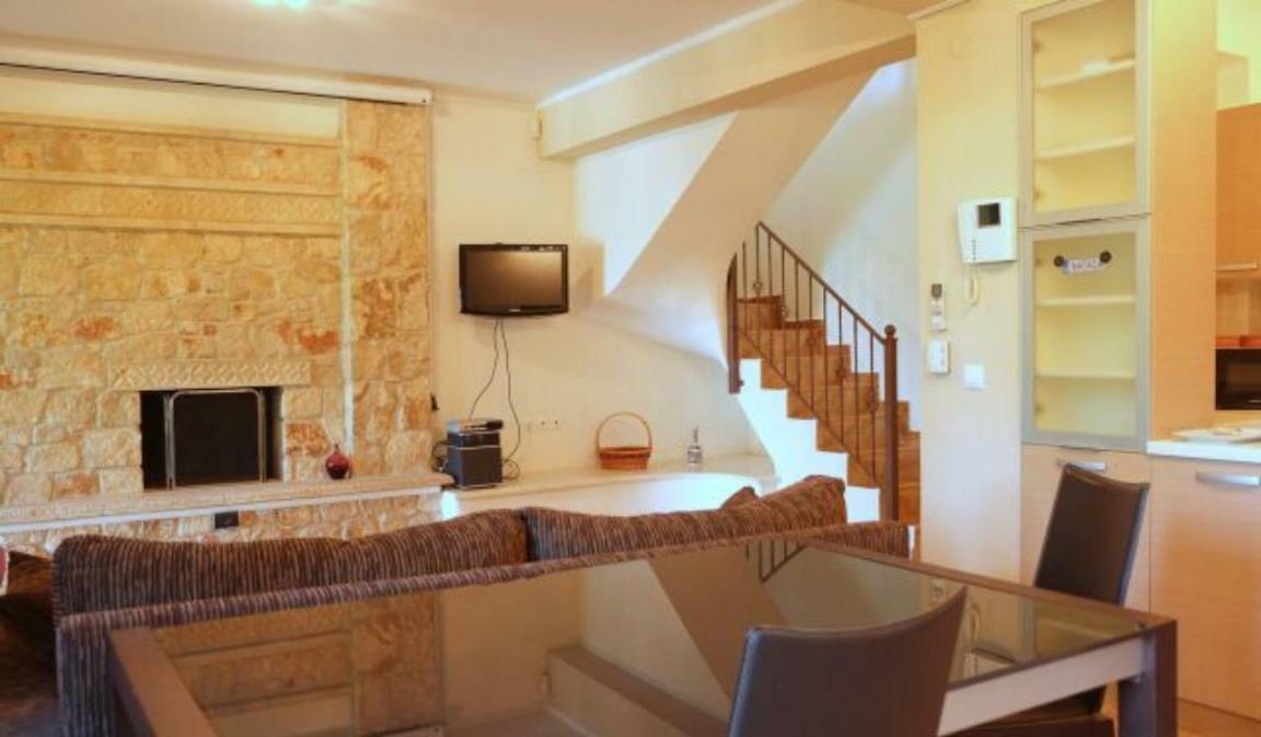 Treis Elies Villas Villa *