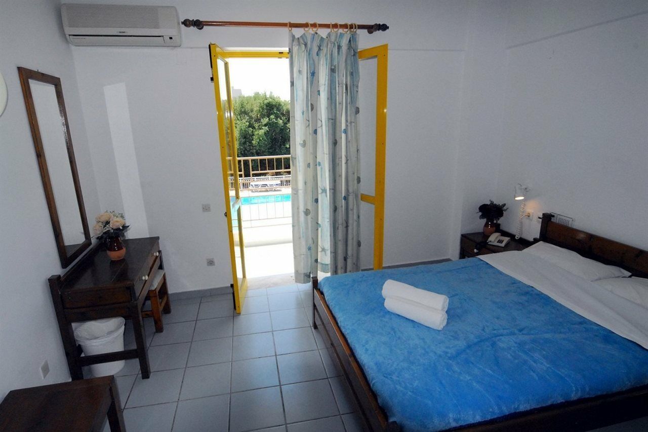 Aparthotel Acropolis Hersonissos (Crete)